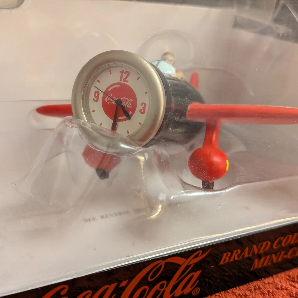 Vintage 1999 Coca Cola Coke Bottle Shaped Airplane Mini Clock w/ Box - Picture 3 of 5